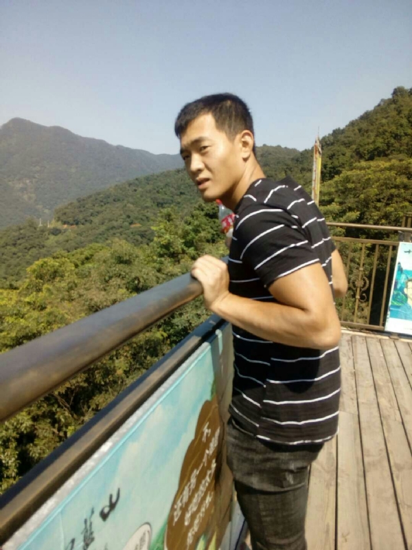 小卢的第一张照片--柘荣婚介网