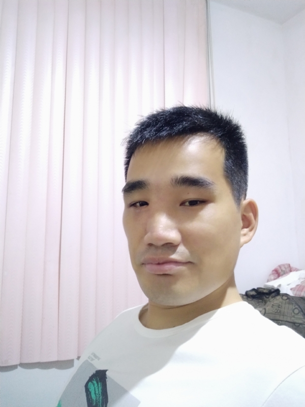 大男孩的第一张照片--柘荣婚介网