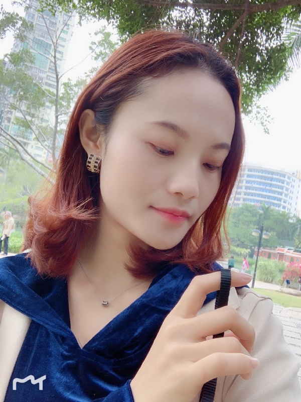 曼夕的第一张照片--柘荣婚介网
