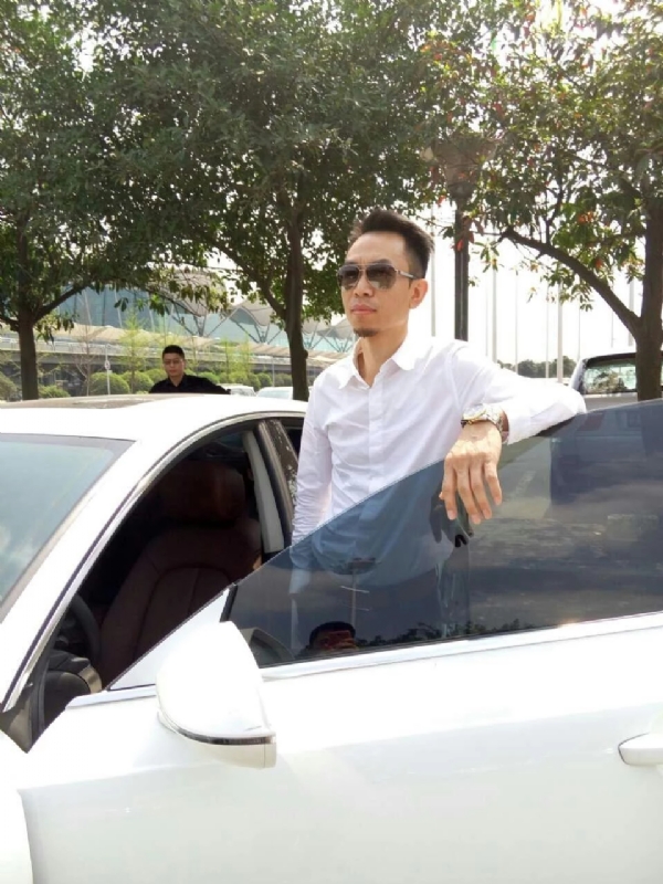 杨岳的第一张照片--柘荣婚介网