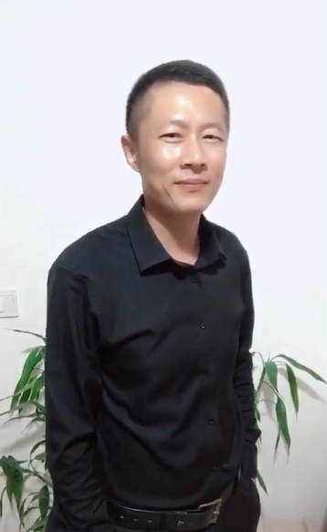 地huhi的第一张照片--柘荣婚介网