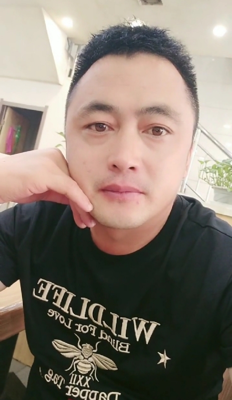 廖艾德的第一张照片--柘荣婚介网