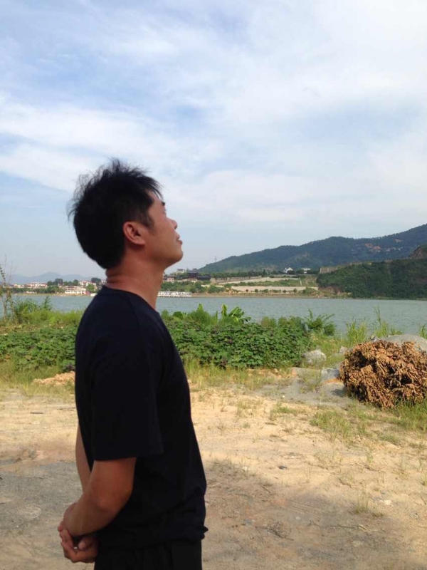 雾里看花的第一张照片--柘荣婚介网