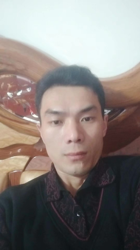 错把真心喂了狗的第四张照片--柘荣婚介网