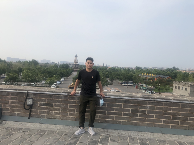 123.向左向右的第一张照片--柘荣婚介网