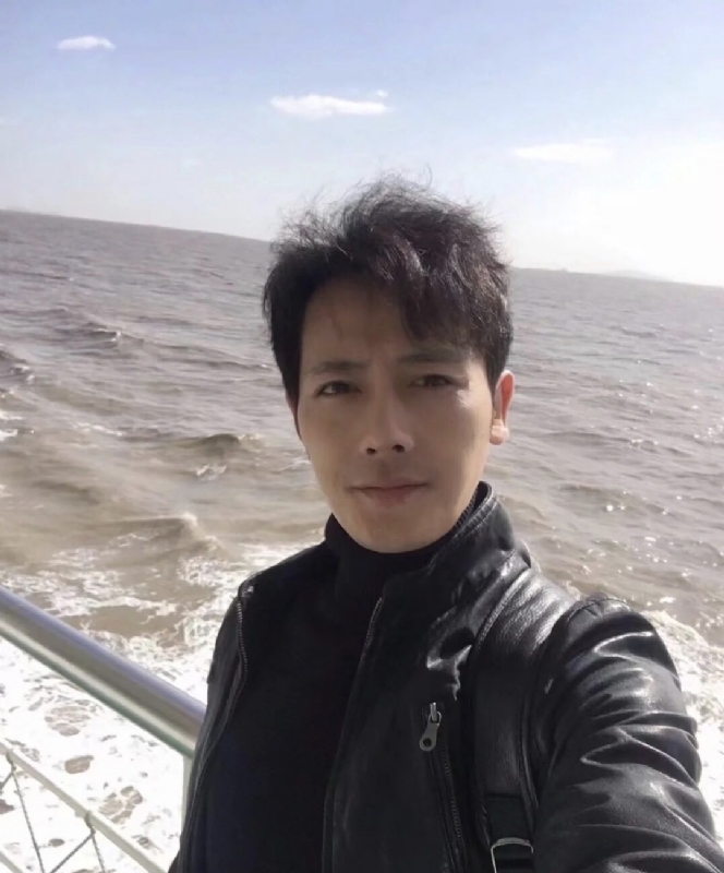 疯狂的小鱼的第一张照片--柘荣婚介网