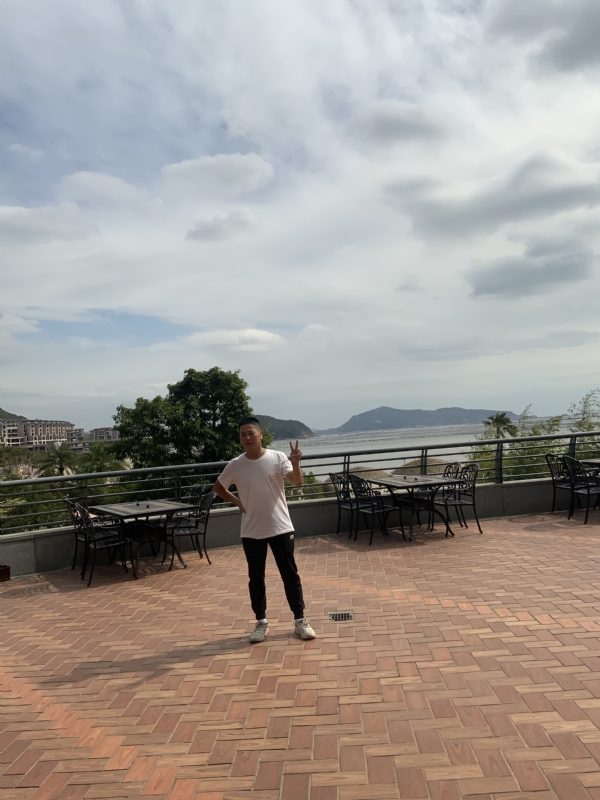 心酸瑟果的第一张照片--柘荣婚介网