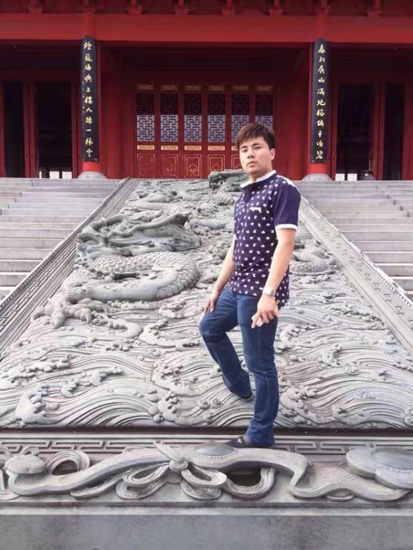 御龙氏的第一张照片--柘荣婚介网