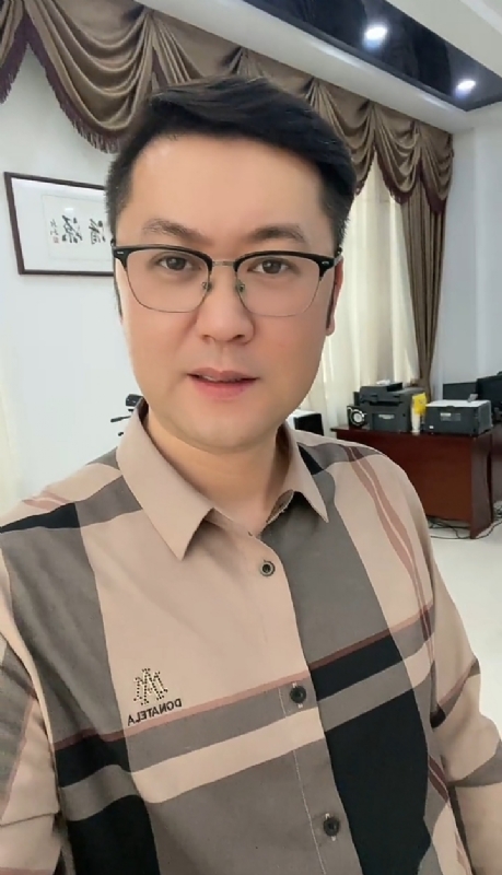 勤勉的第一张照片--柘荣婚介网