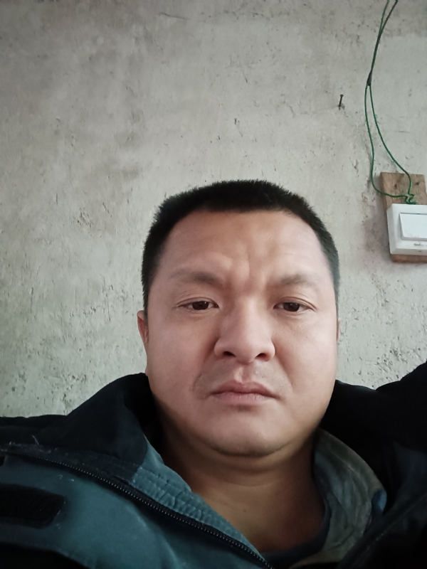 兰成龙的第二张照片--柘荣婚介网
