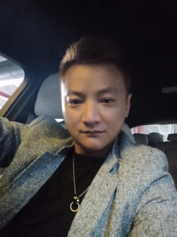 夜、有雨敲窗的第三张照片--柘荣婚介网