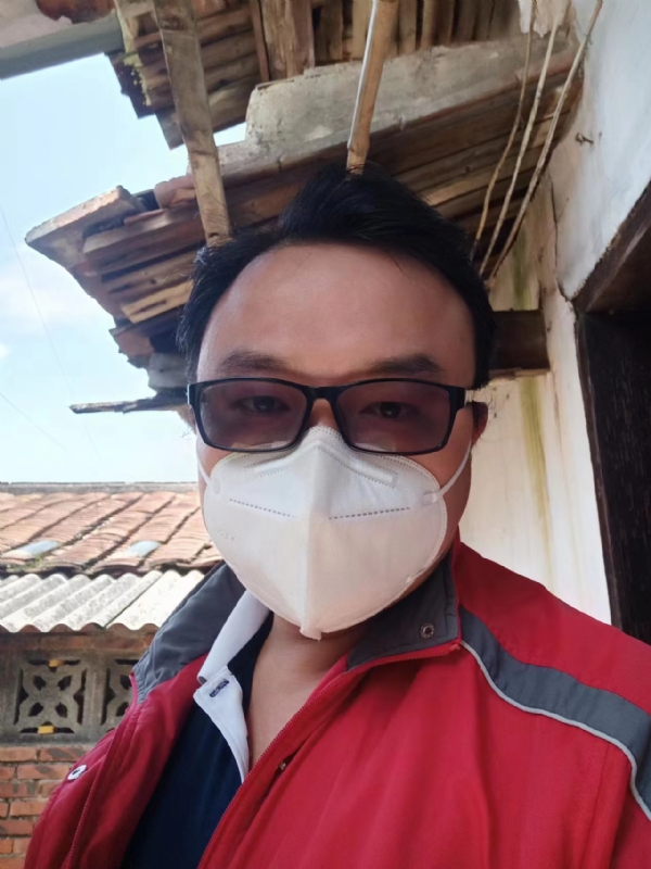 如影随形的第一张照片--柘荣婚介网