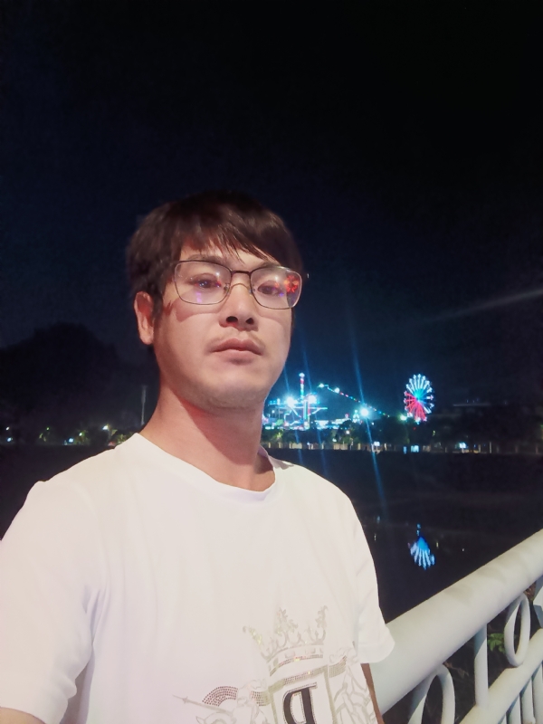 任豐的第一张照片--柘荣婚介网