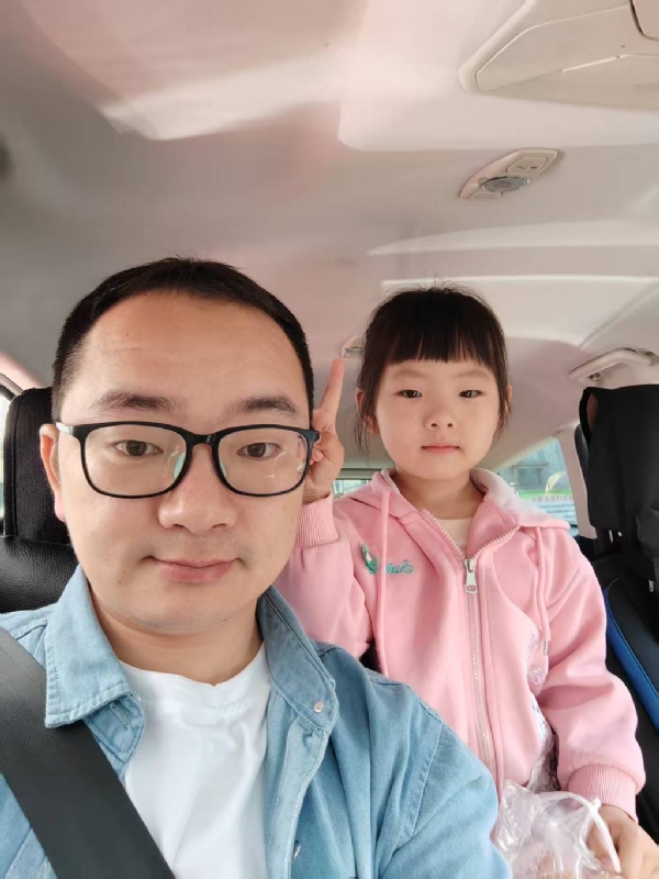知天晓的第一张照片--柘荣婚介网