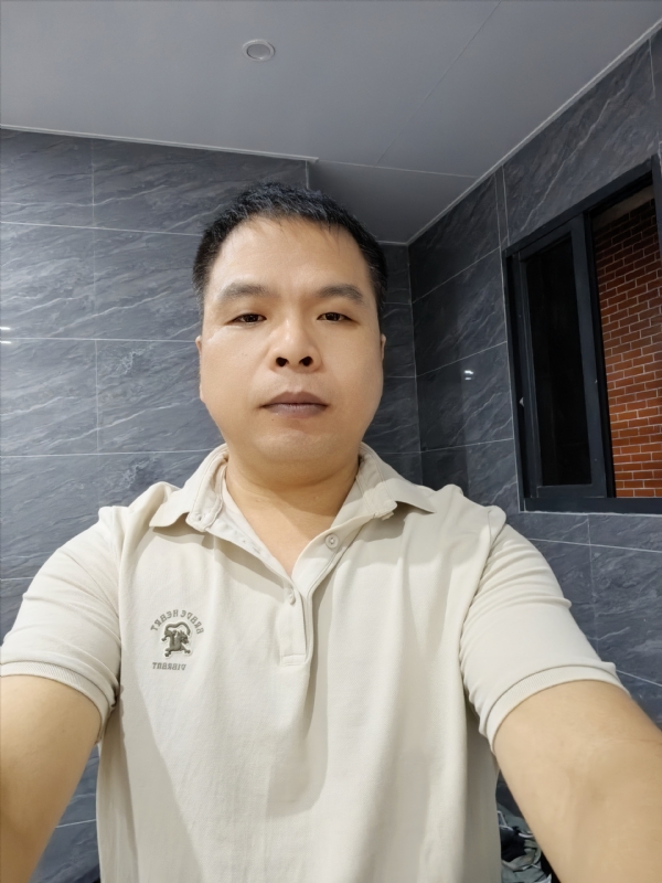 刘两水的第一张照片--柘荣婚介网